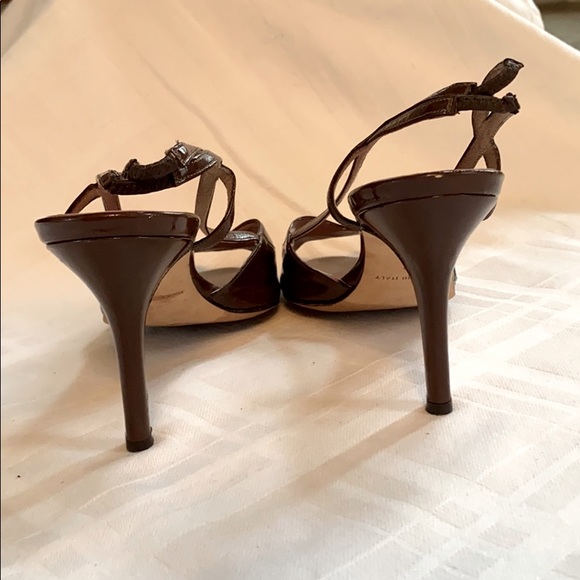 Kate Spade Designer patent leather sling backs. - Picture 4 of 7